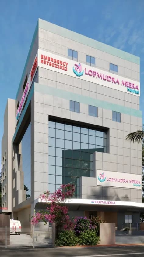 Lopmudra Meera Hospital building, Camp–Swargate